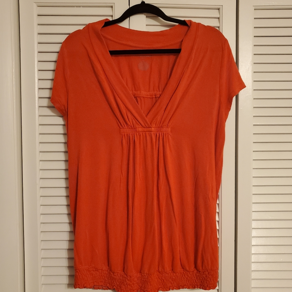 Liz lange maternity top